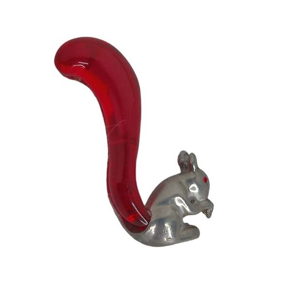 Vintage Lucie Red Tail Silvertone Squirrel Brooch Pin READ - Picture 7 of 12